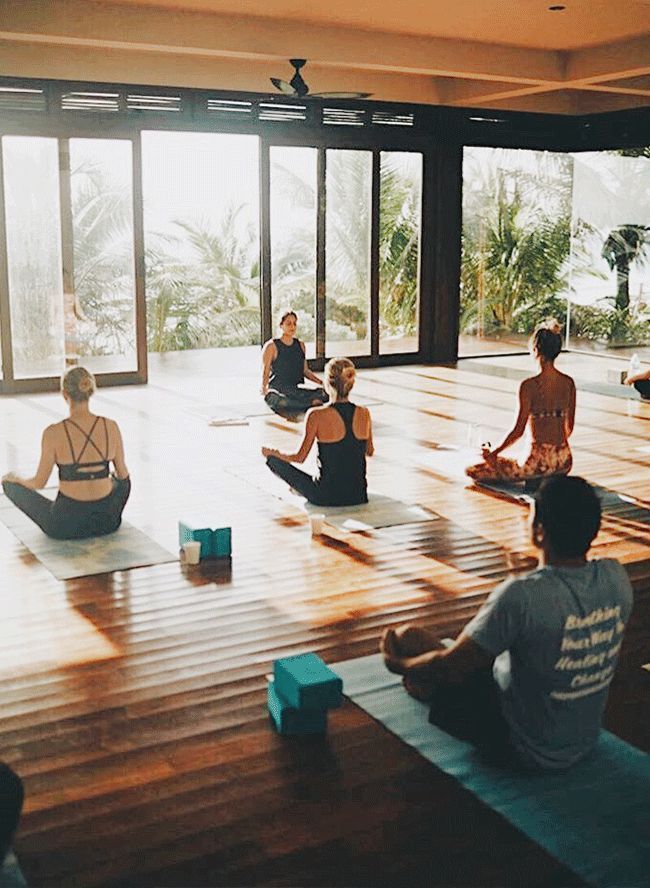 Benefícios de incorporar Yoga a sua rotina de treinos